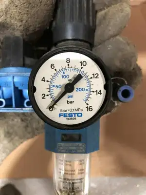 FESTO 32888 LFR-C-1/8-S-B Pneumatic Filter Regulator 0-200PSI 140°F