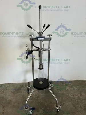 USED MILLIPORE QUIKSCALE 70 / 550 CHROMATOGRAPHY COLUMN 2 L