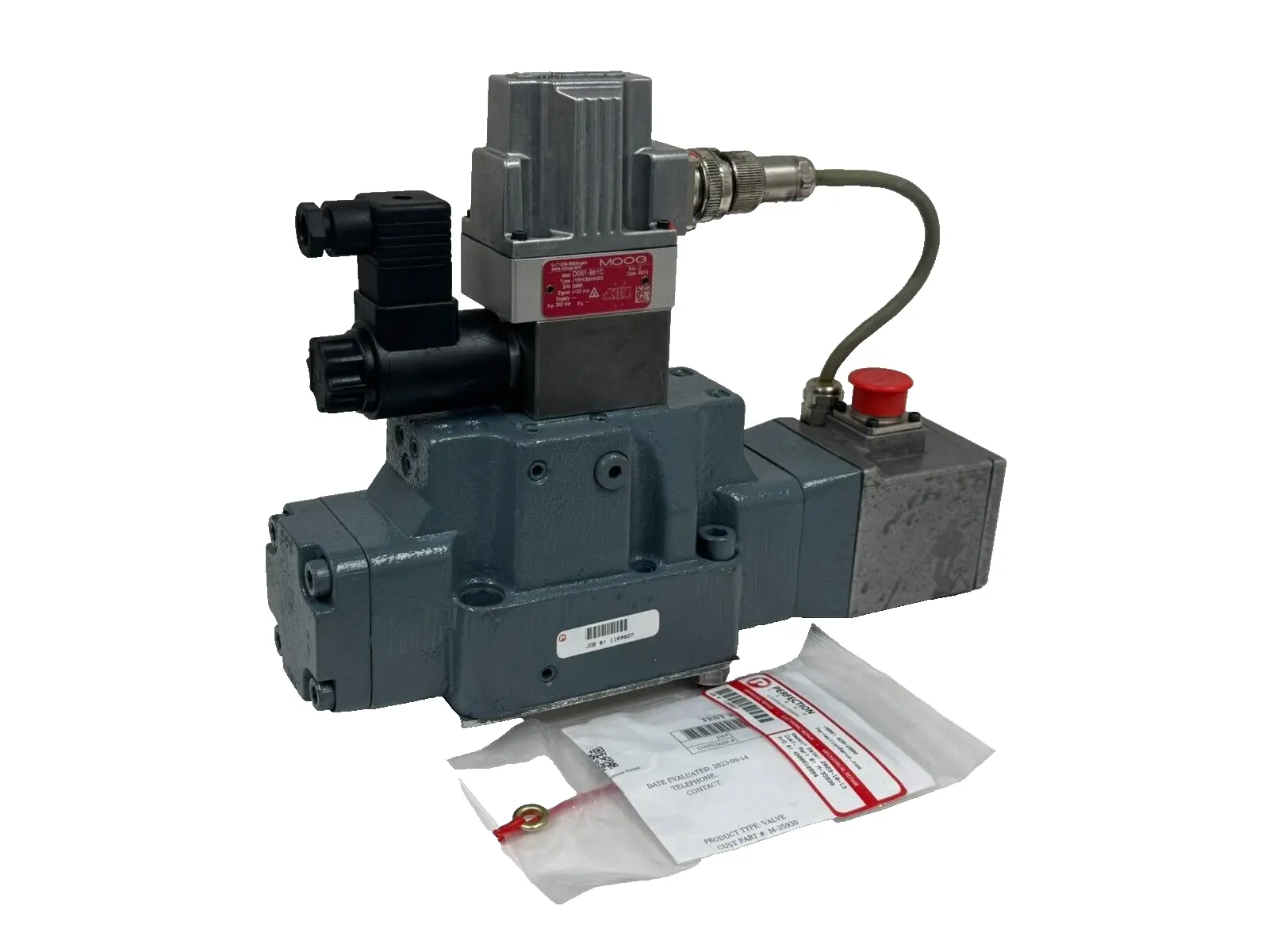 MOOG D061-861C / D662Z1712E SERVO VALVE REFURBISHED