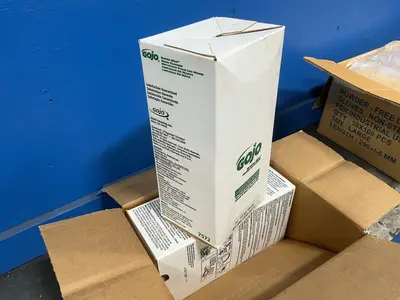 Used GOJO _UNKNOWN_ Hand Washing and Sanitizing Ohio US | HGR 24 #1326175