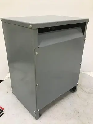 USED SQUARE D C7TQ6523R2