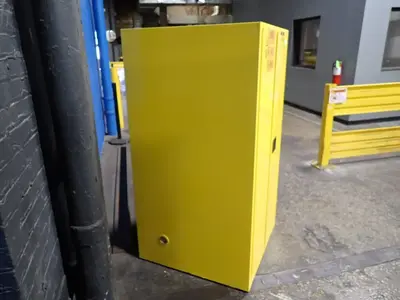 USED ULINE H3685M