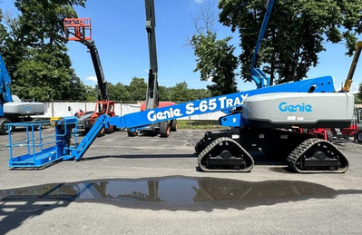 USED 2014 Genie S65TRAX
