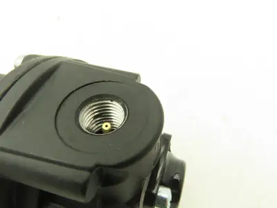 Fairchild 10242 Kendall Pressure Regulator 1/4" NPT 1/2-30PSI Range 1-60 PSIG