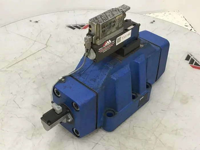 Used BOSCH 0 811 404 580 Valves/Fittings Michigan US | Ideal Machinery #685474