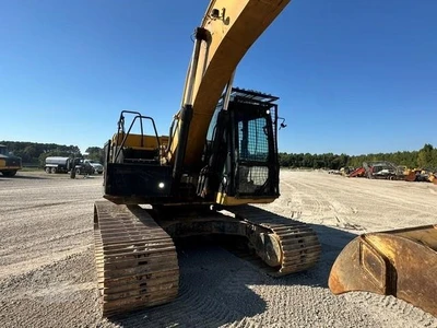 Used 2018 CATERPILLAR 323 Excavators North Carolina US | Southeastern Equipment Corp #1538014