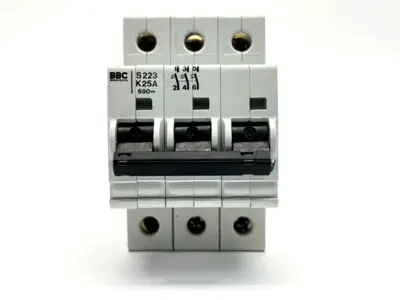 S223 K25A | BBC  Circuit Breaker 3-Pole 25A 690V - Used