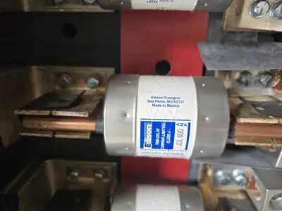 1600 Amp 480 volt Main Disconnect w/ 5 Breakers