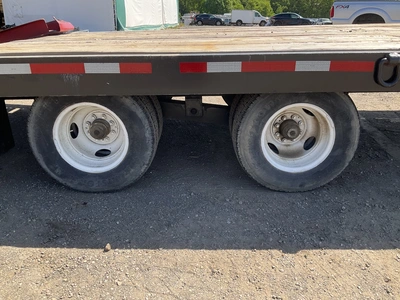 2001 Towmaster TG-20 Equipment Trailer Flat Bed Trailer