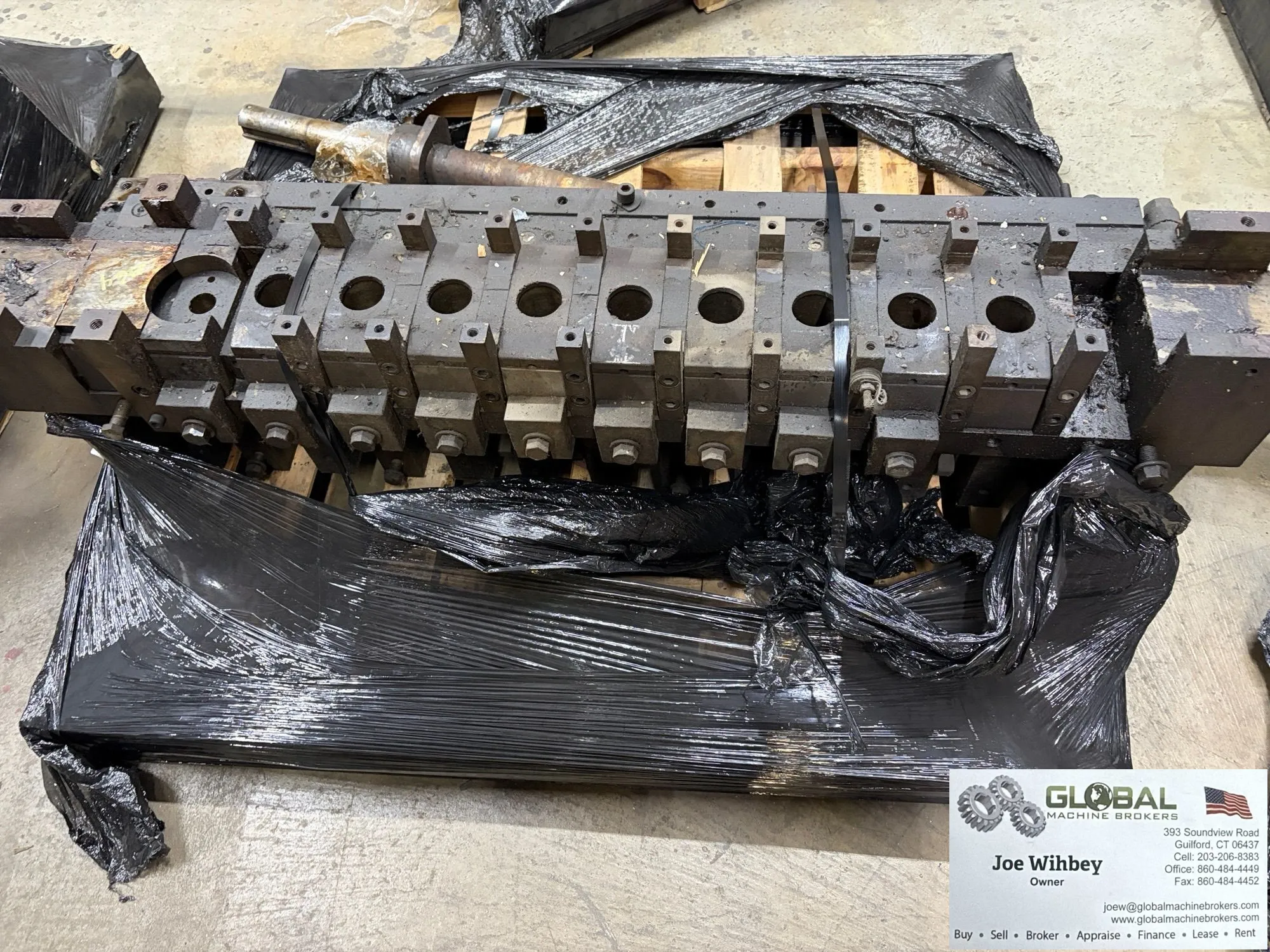 Bliss 5012 Die Sets with kick up levers and die holders