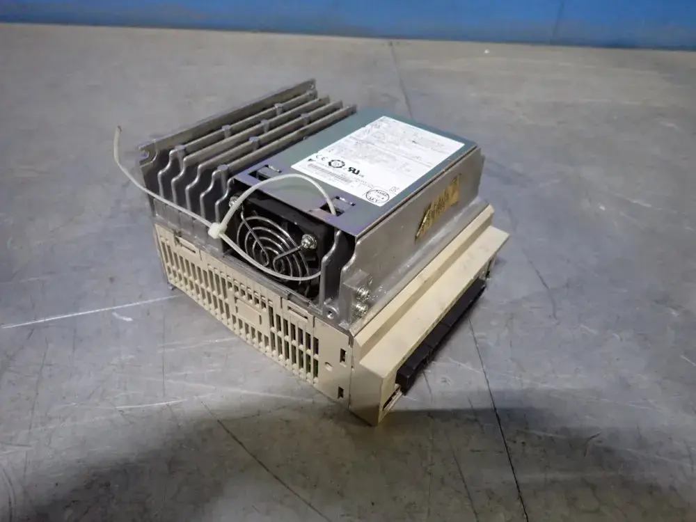 USED YASKAWA ELECTRIC SGDV3R5D01A002000