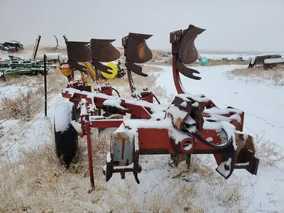 USED CASE IH 145