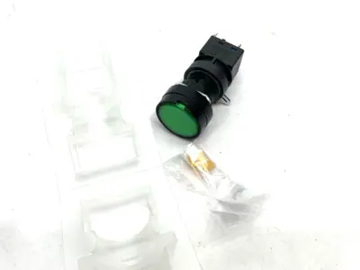 USED IDEC 16MM ROUND GREEN ILLUMINATED PUSHBUTTON, SERVO START BUTTON