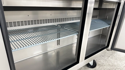 171-0229 70" Self Contained Sandwich Prep Table Cooler