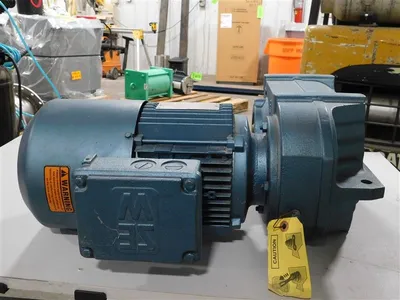 1.8 HP SEW SDFT90L6/2BMG2HR Gear Motor RPM 1040 In/3180 Out 460Y/Y VAC Used
