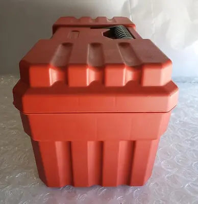 USED AKRO-MILS 09517