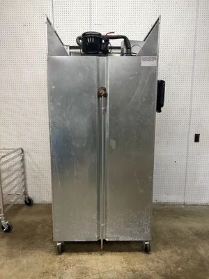 Used Continental Used Continental 2RSEN 36 1/4" Two Section Reach In Refrigerator Solid Doors 115v Refrigerators Illinois US | Falcon Restaurant Supply #1374959