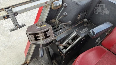 USED 1978 MASSEY FERGUSON 2805