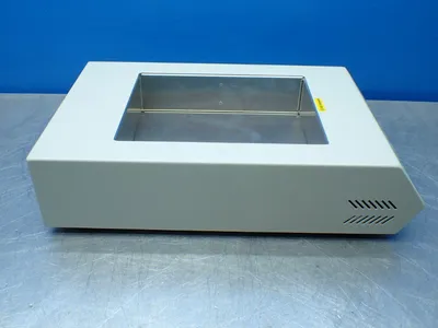 New | in-Stock BENCHMARK SCIENTIFIC BSH1004 Baths / Circulators Ohio US | HGR 24 #755301
