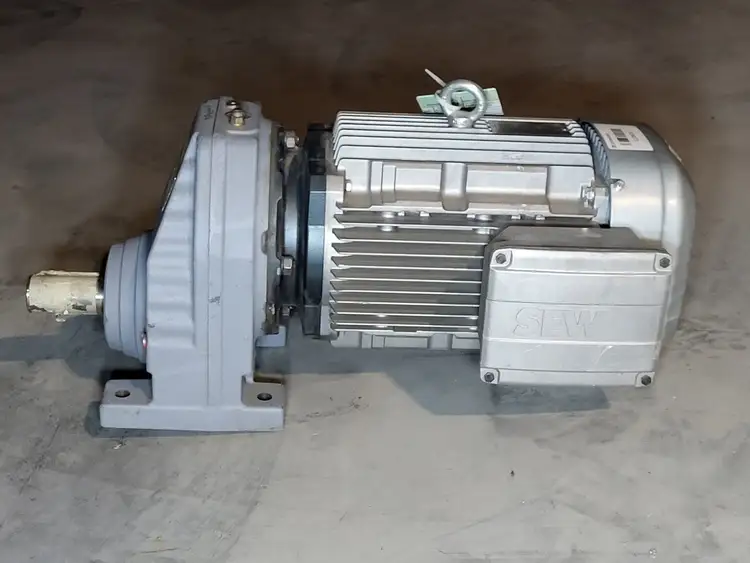 Used SEW-EURODRIVE RX87 DRN132L4/RI Motors (misc) British Columbia CA | Lenmark #246859