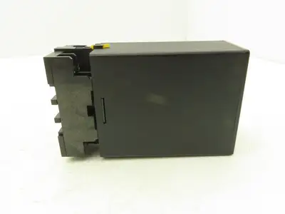 Yaskawa Controls LRX-02/A1 Driver I/O Input Output Control Module RS-422