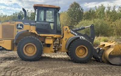 USED 2019 Deere 544L