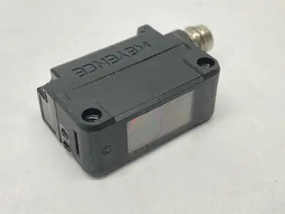 PZ-G51CPR | Keyence  Photoelectric Sensor Square Transmissive Receiver M8 4-Pin - Used