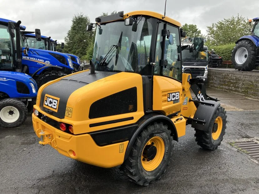 USED 2022 JCB 407