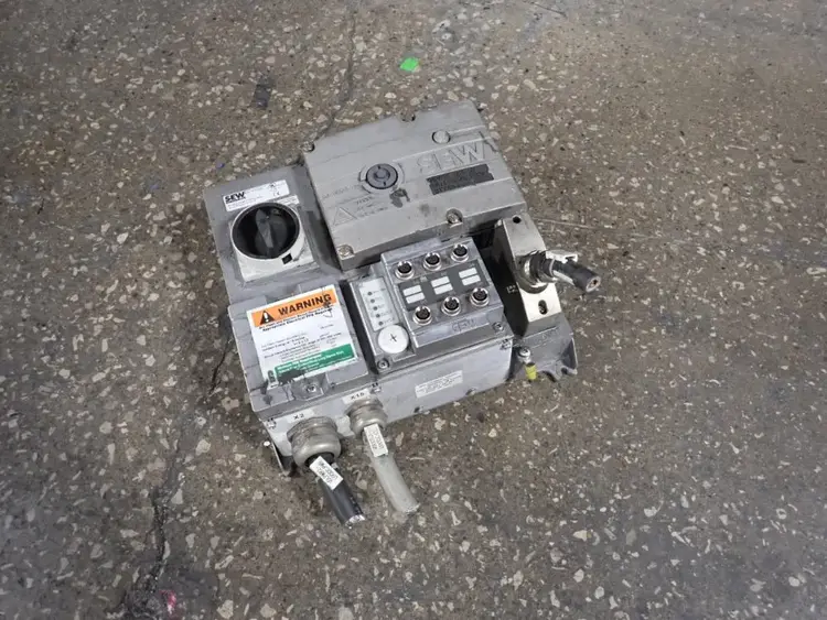 Used SEW EURODRIVE MQD32A/MM03C/Z38G0/AGB3 Variable Speed Drives Ohio US | HGR 24 #878343