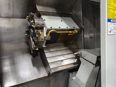 USED 2004 Haas SL-20T