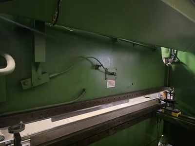 USED 1986 CINCINNATI AS90X10