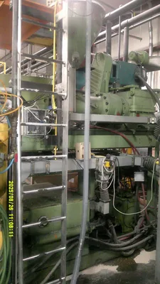 Bekum Model H-151M Dual Shuttle Blow Molder