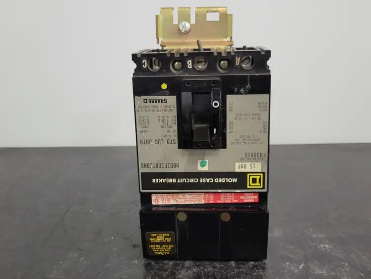 Used SQUARE D FH36015 Switchgears British Columbia CA | Lenmark #239458