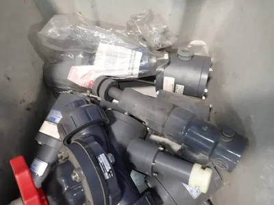 1 1/4" Valves