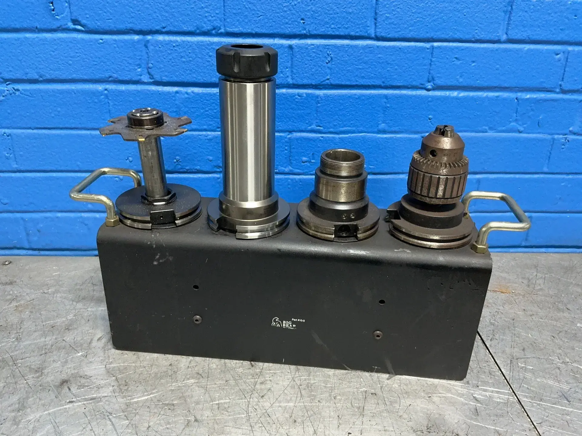 Used _UNKNOWN_ _UNKNOWN_ Tool Holders Ohio US | HGR 24 #1373129