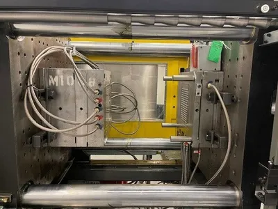 2014 MILACRON FANUC ROBOSHOT S220iA Injection Molding Horizontal/Vertical | Machinery Network (10)
