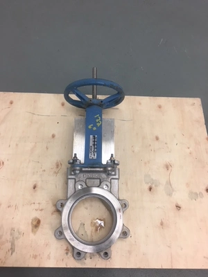 Dezurik 6"-150 Knife Gate Valve Hand Wheel Operated
