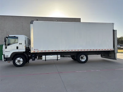Used 2022 ISUZU "FTR" VAN BODY TRUCK - DIESEL (2022) Box trucks Texas US | MachineryMax #1488277