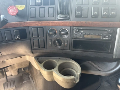 Used 2009 VOLVO VNL Conventional trucks Indiana US | Miedema Asset Management Group #1414638