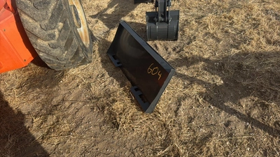 Skid Steer Utility Hitch Adapter 2" Receiver	Landhonor	2025	Unused	UHA-16-3000G