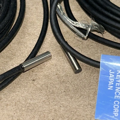 NEW KEYENCE EH302