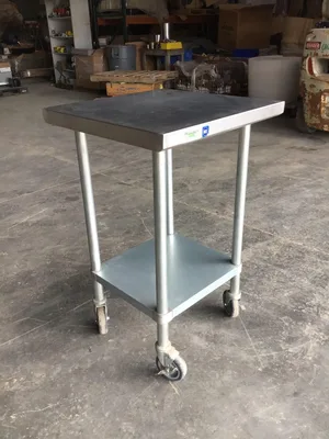 Regency 24″ Square Stainless Commercial Kitchen Table/Cart