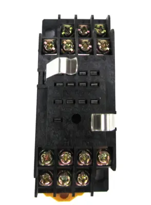 USED OMRON PYF14A