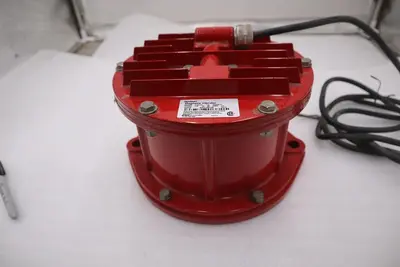 FMC Technologies Syntron Magnetic Vibrator V-50-D1 115V NEW IN BOX STOCK S-664