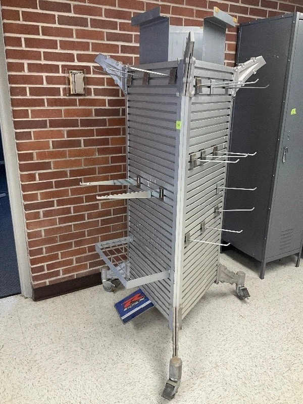 Rolling display store fixture