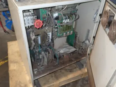 USED 2011 YASKAWA MOTOMAN MH6