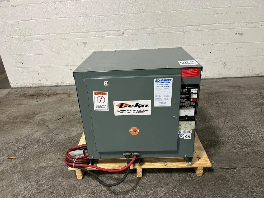 Deka Automatic Battery Charger, Model 18c3-1050