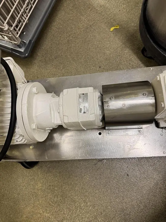 USED WAUKESHA PUMP WHITE MODEL 30