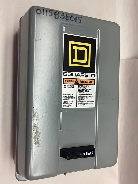 Used SQUARE D 8536 Circuit Breakers Ohio US | Surplus Asset Holdings #1235466