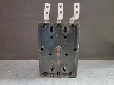 USED SQUARE D 999330